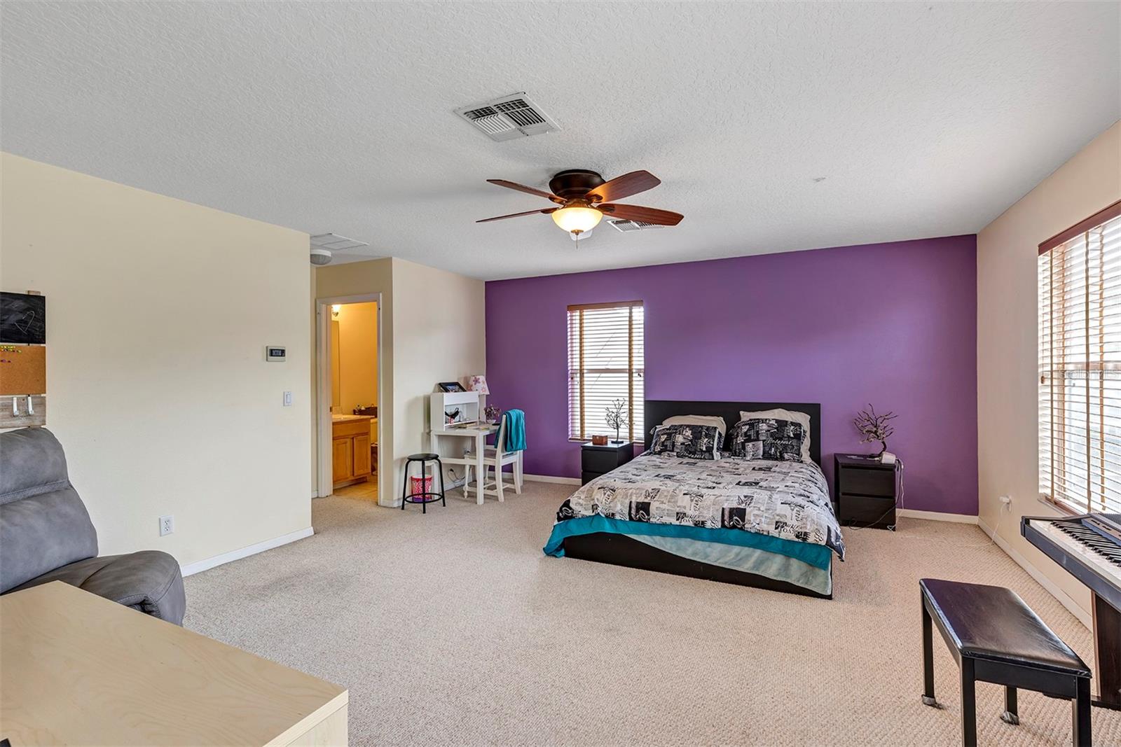 Image 34 of 51 For 14319 Islamorada Drive