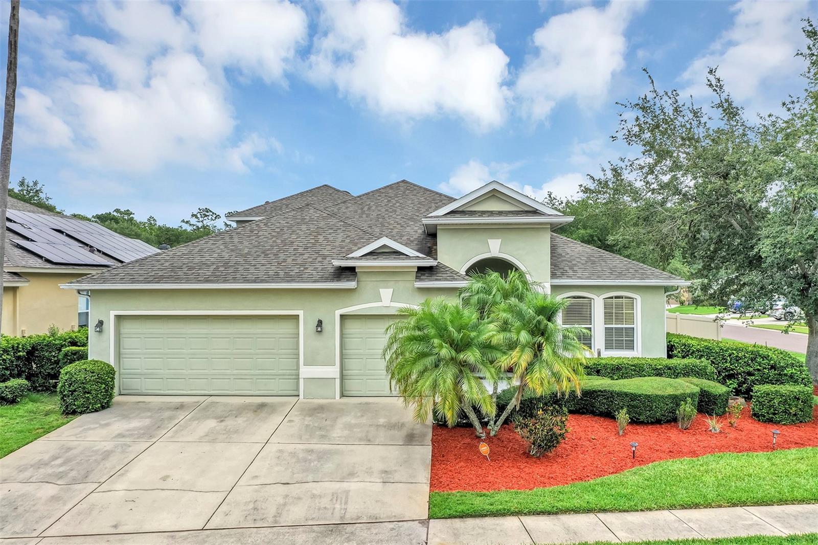 Image 5 of 51 For 14319 Islamorada Drive