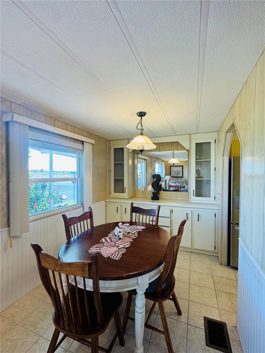 Image 18 of 60 For 320 Aloha Drive