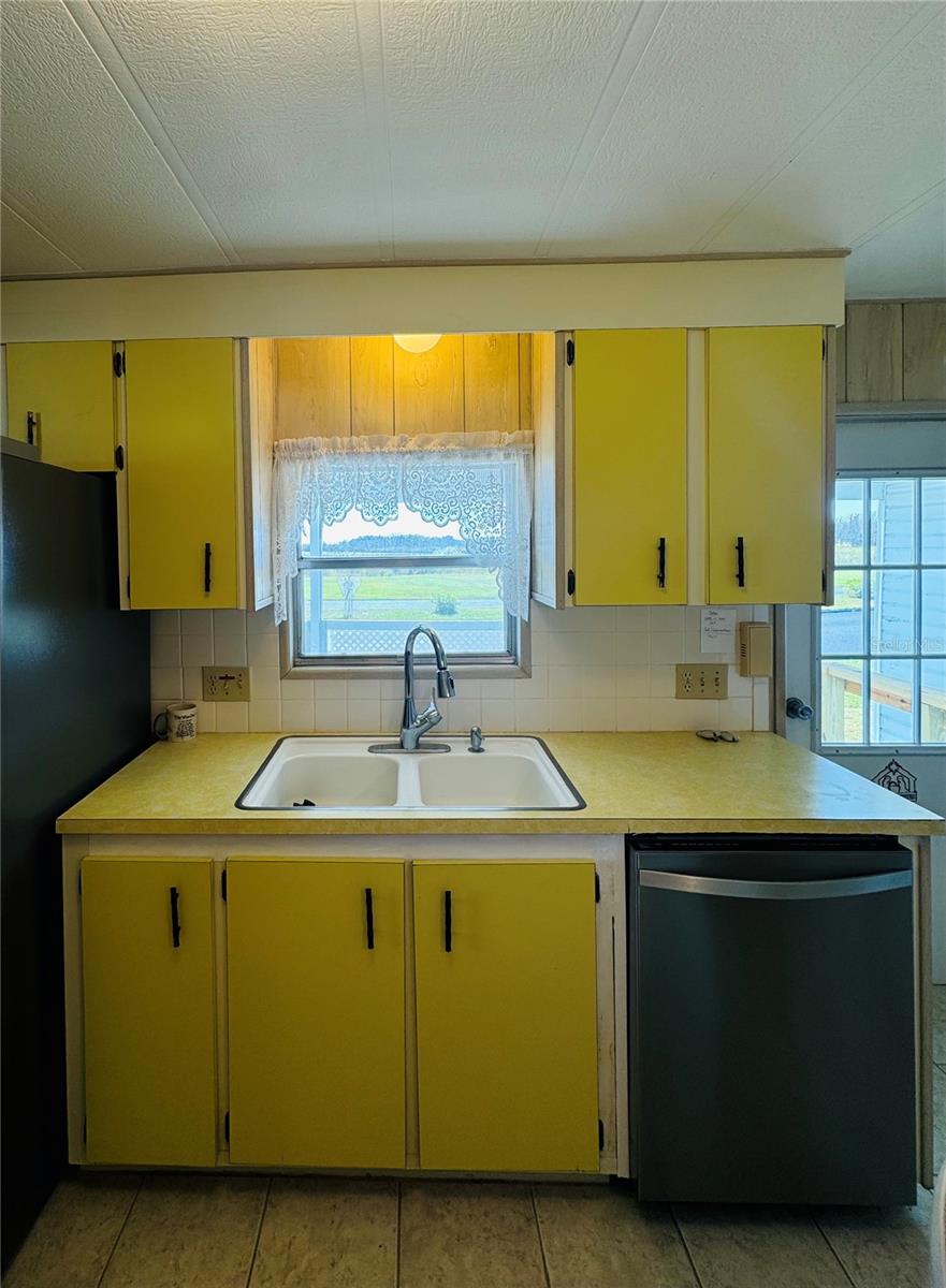 Image 19 of 60 For 320 Aloha Drive