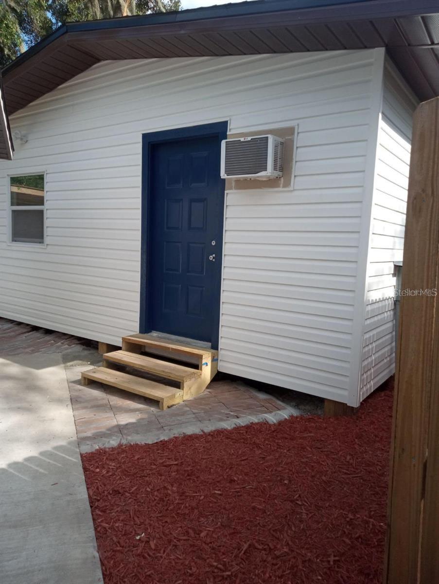 Image 2 of 6 For 3212 Netherwood Drive