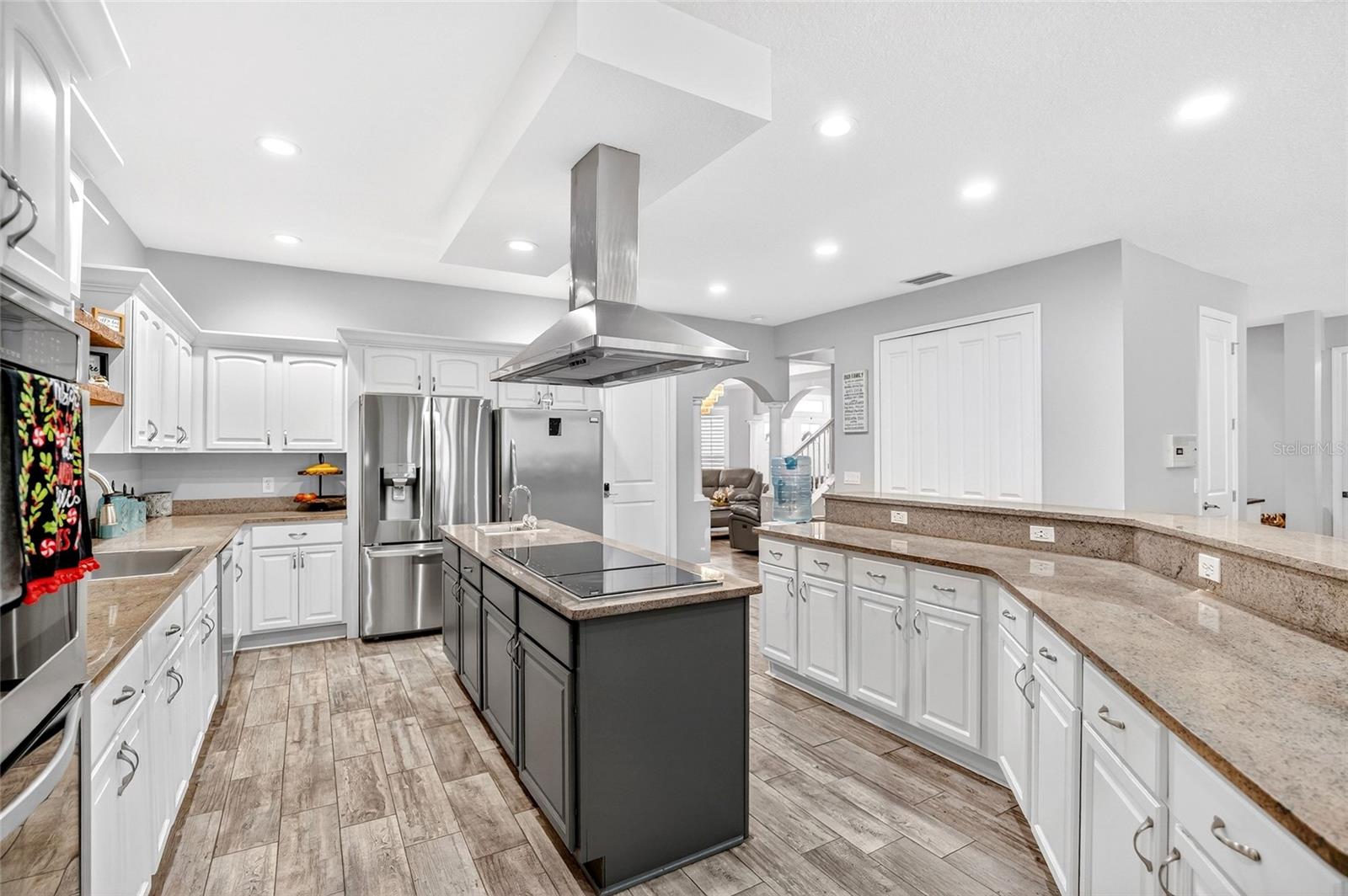 Image 2 of 25 For 1420 Mcgregor Road