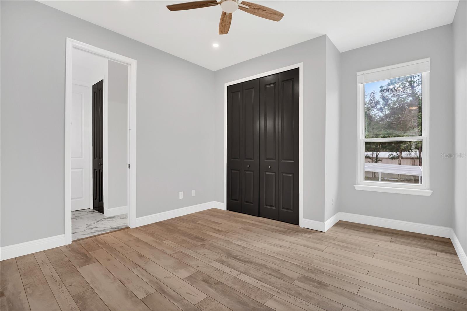 Image 22 of 25 For 1420 Mcgregor Road