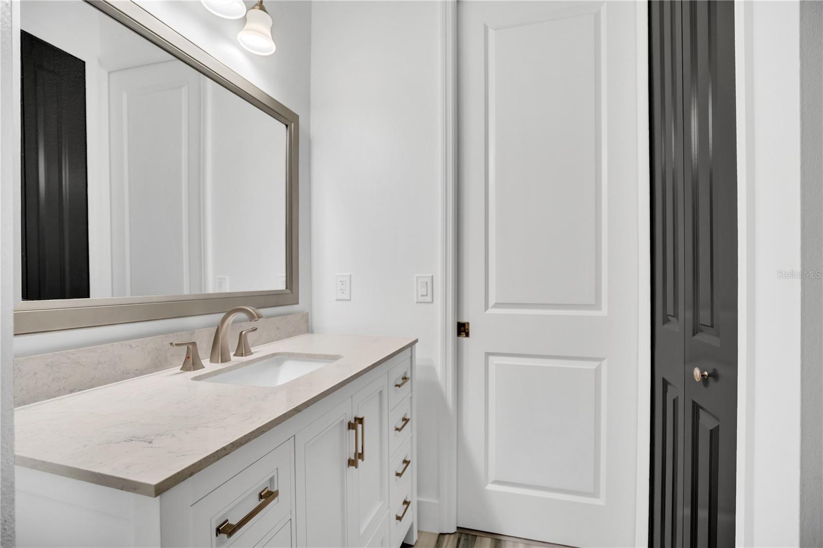 Image 24 of 25 For 1420 Mcgregor Road