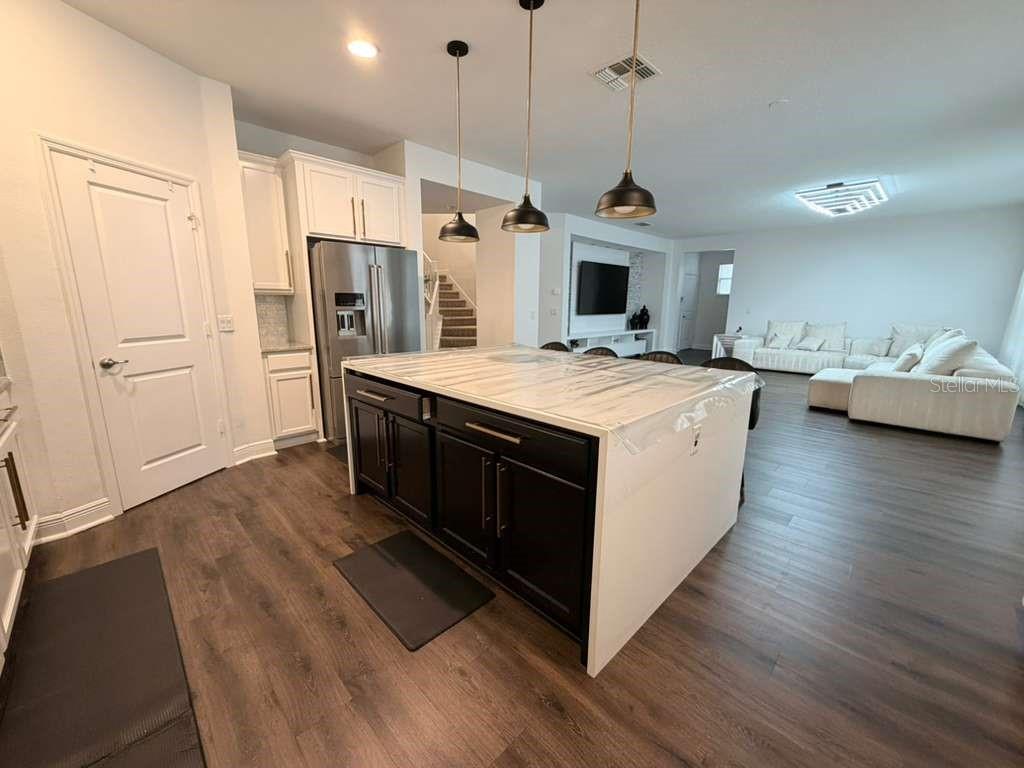 Image 12 of 36 For 11737 Verrazano Drive