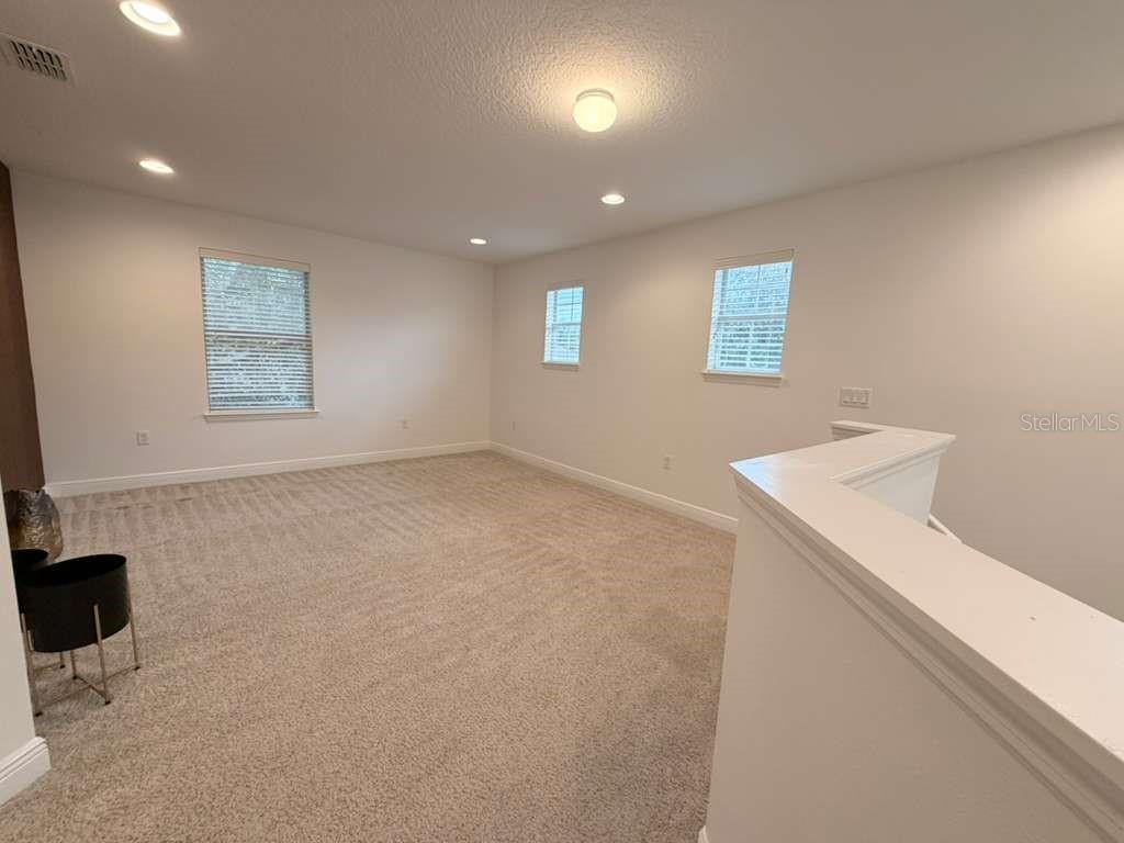 Image 17 of 36 For 11737 Verrazano Drive
