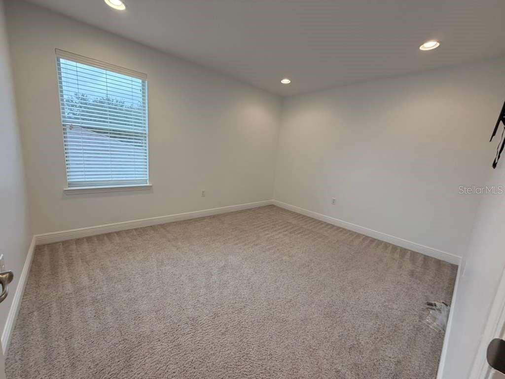 Image 28 of 36 For 11737 Verrazano Drive