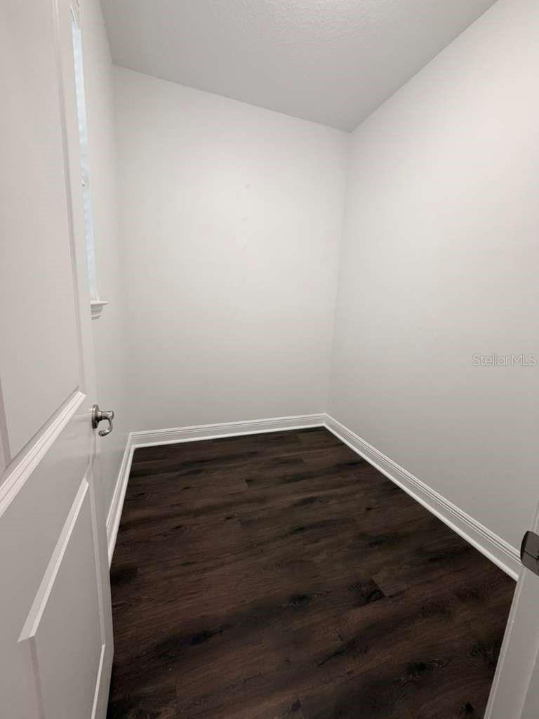 Image 4 of 36 For 11737 Verrazano Drive