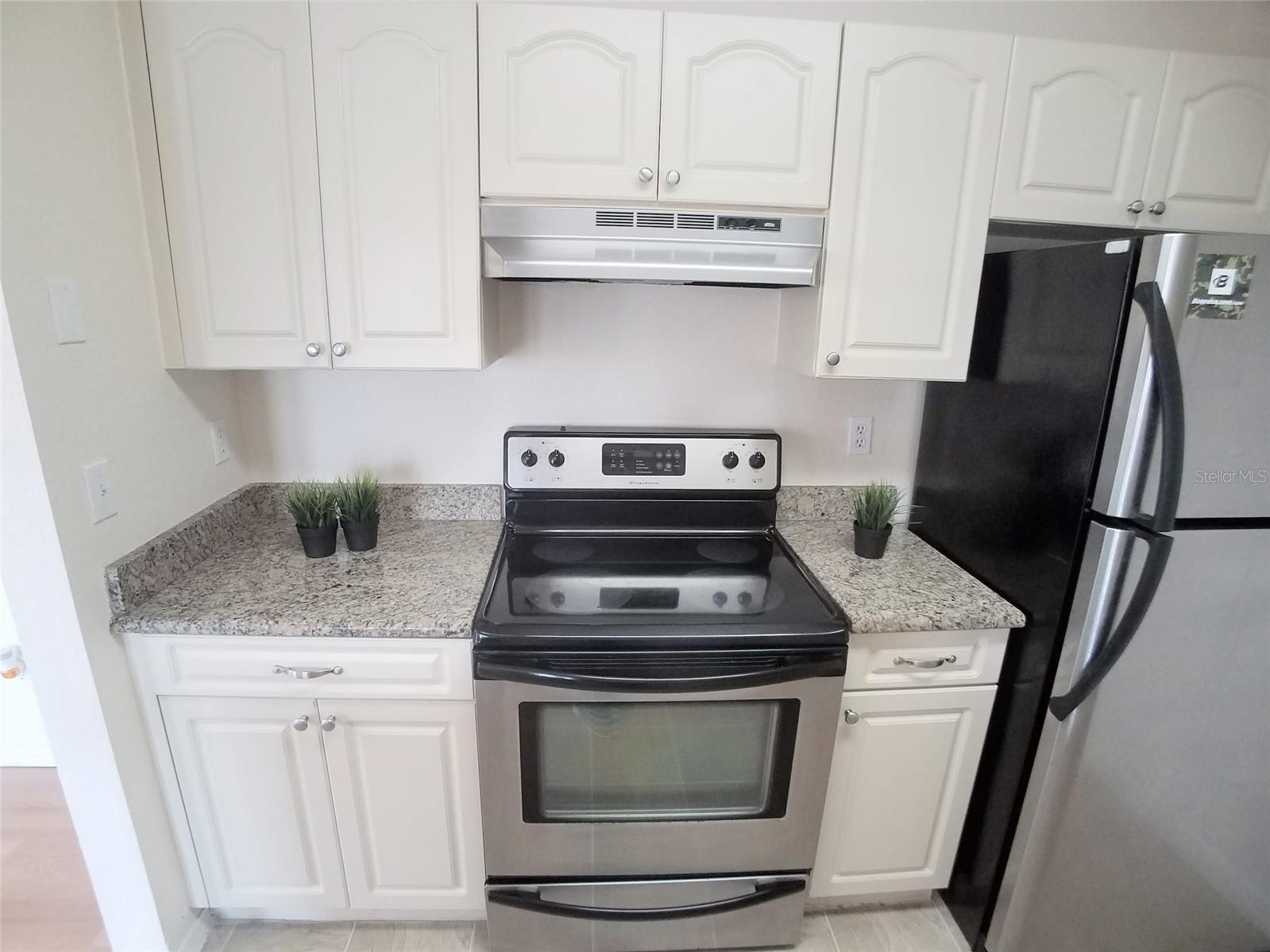 Image 11 of 18 For 2550 Alafaya Trail 3302