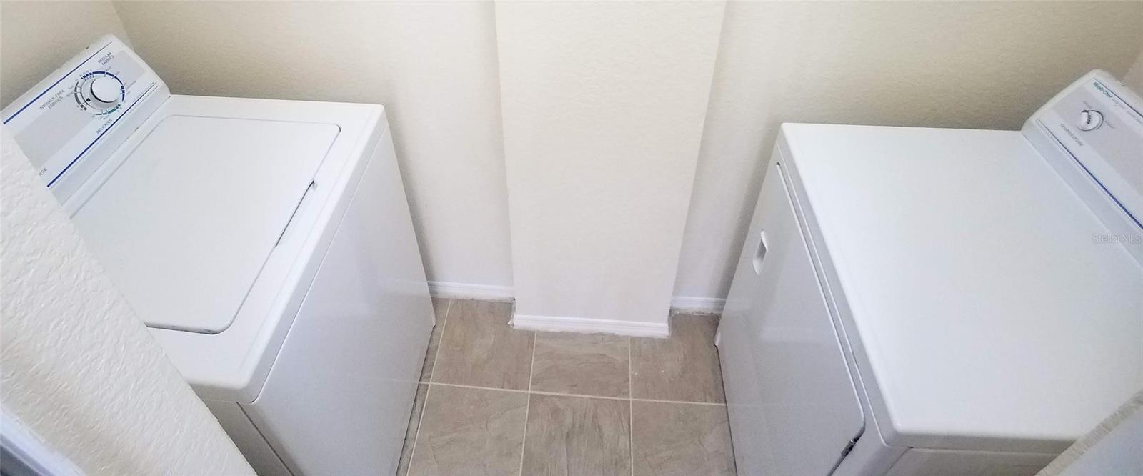 Image 12 of 18 For 2550 Alafaya Trail 3302