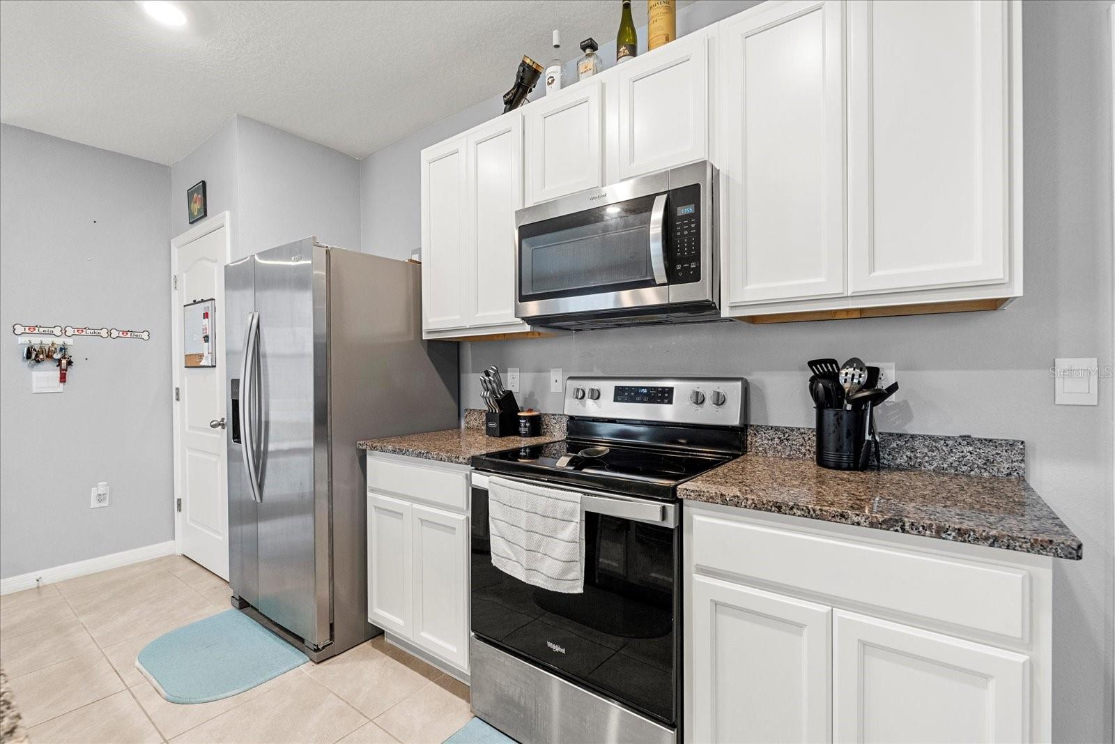 Image 6 of 30 For 6895 Botanic Boulevard