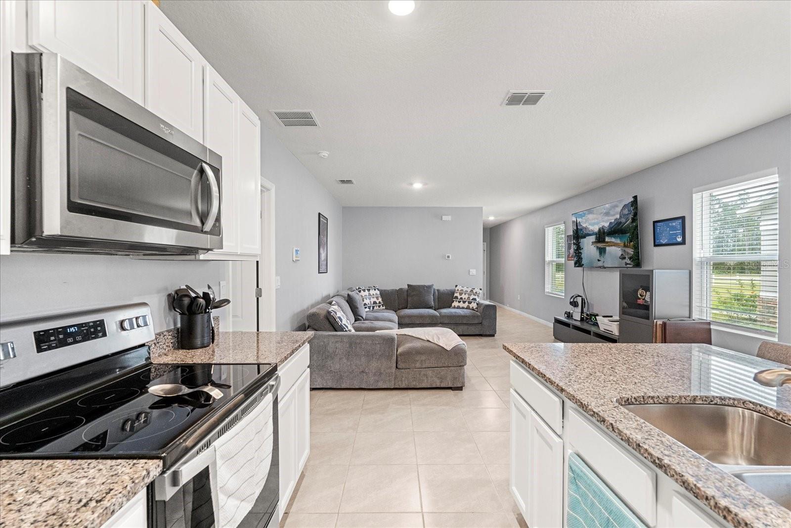 Image 7 of 30 For 6895 Botanic Boulevard