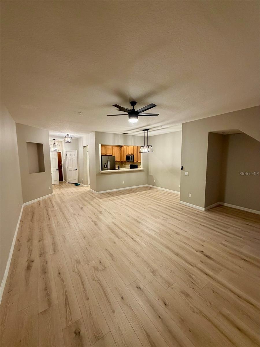 Image 5 of 11 For 1949 Beacon Bay Court