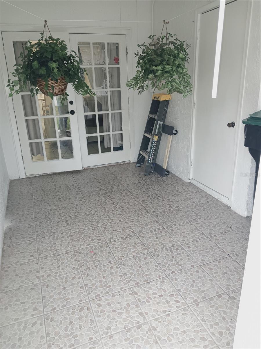 Image 24 of 25 For 14576 Laguna Beach Circle