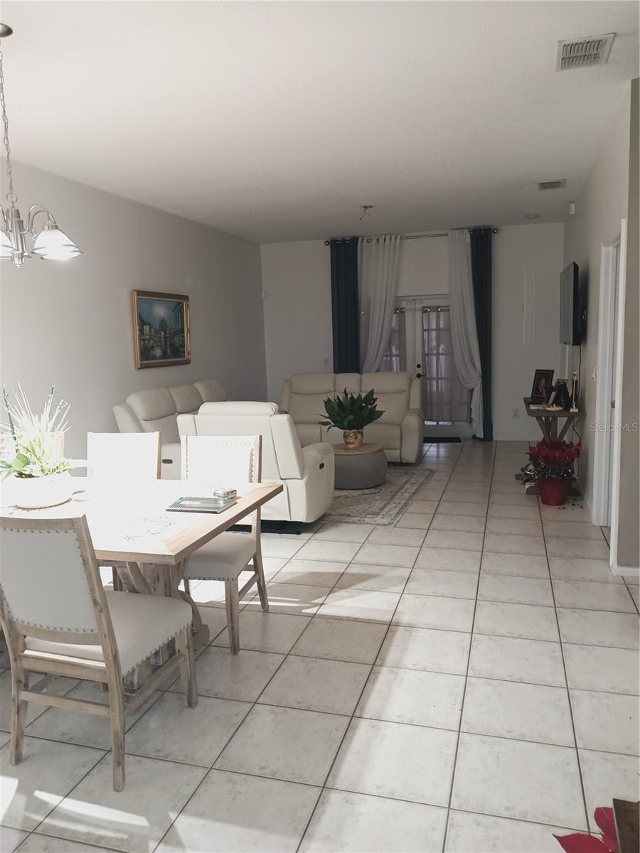 Image 7 of 25 For 14576 Laguna Beach Circle