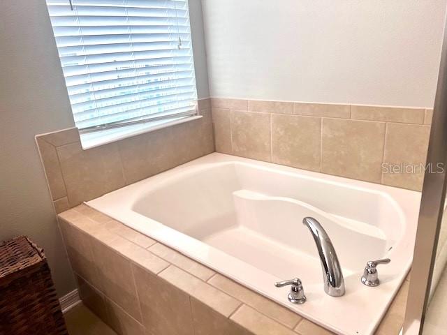 Image 20 of 28 For 3884 Wind Dancer Circle