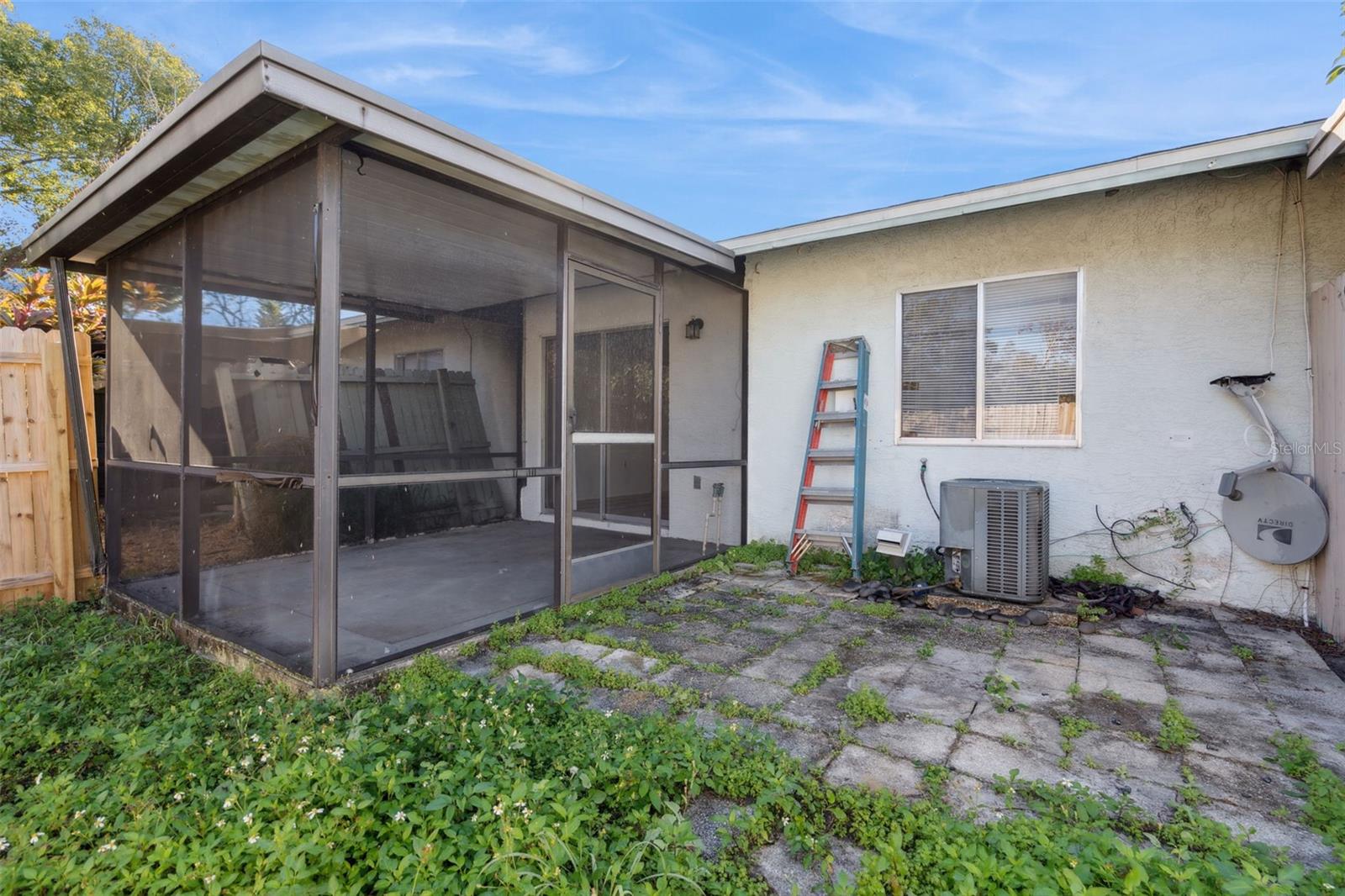 Image 16 of 19 For 1009 Stucki Terrace