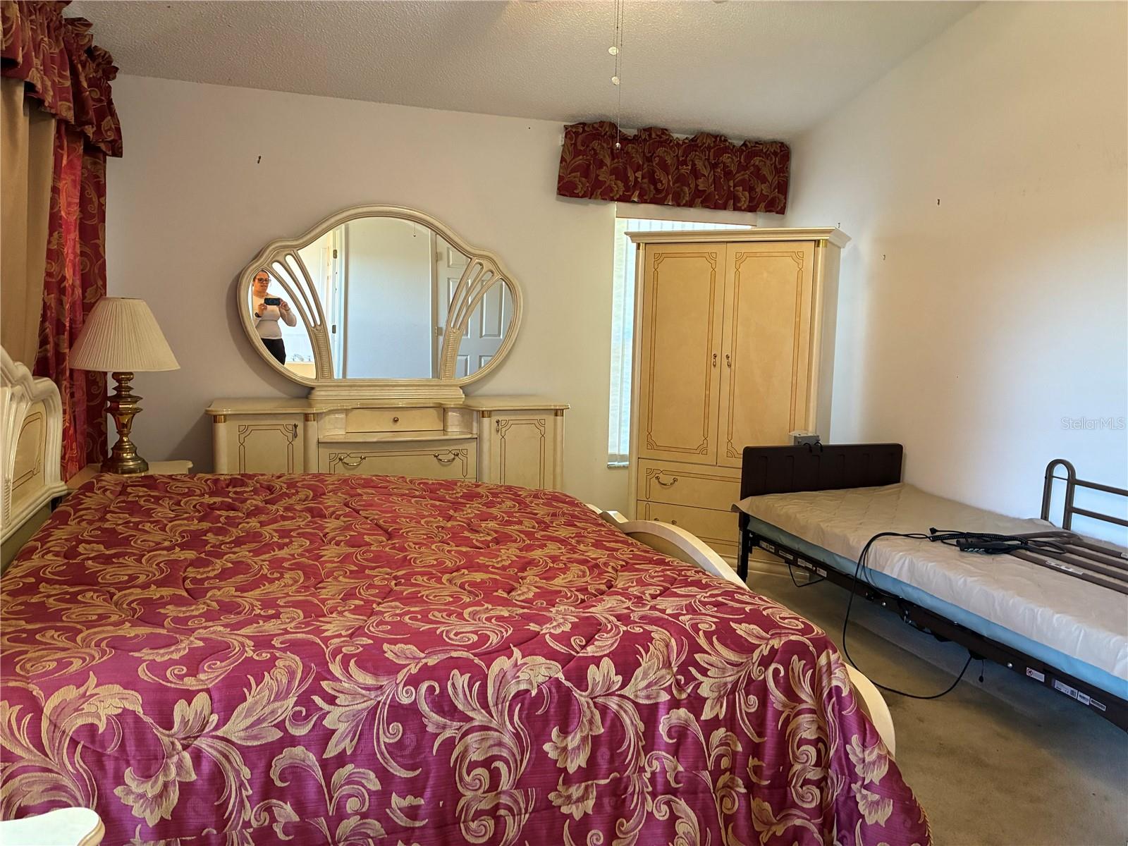 Image 21 of 41 For 5647 Long Lake Hills Road N