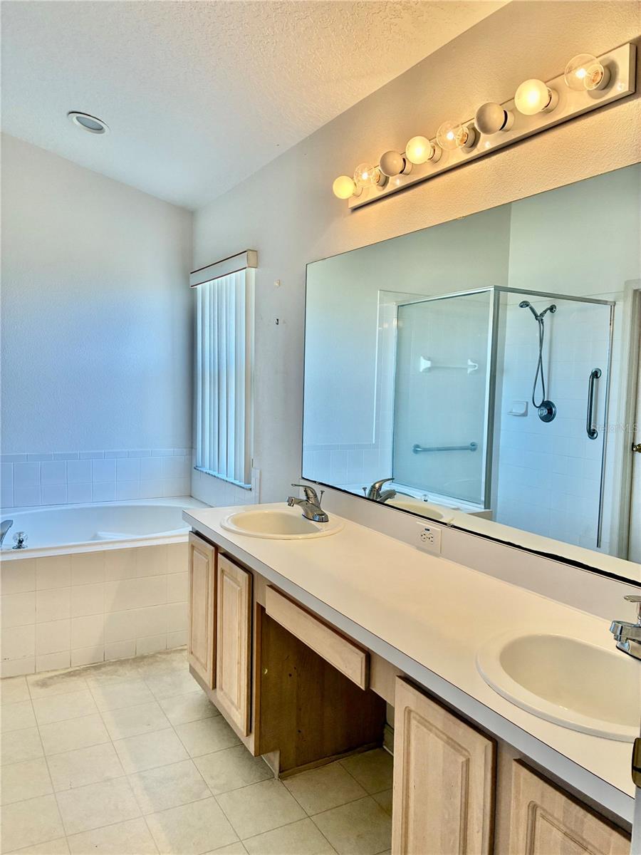 Image 22 of 41 For 5647 Long Lake Hills Road N