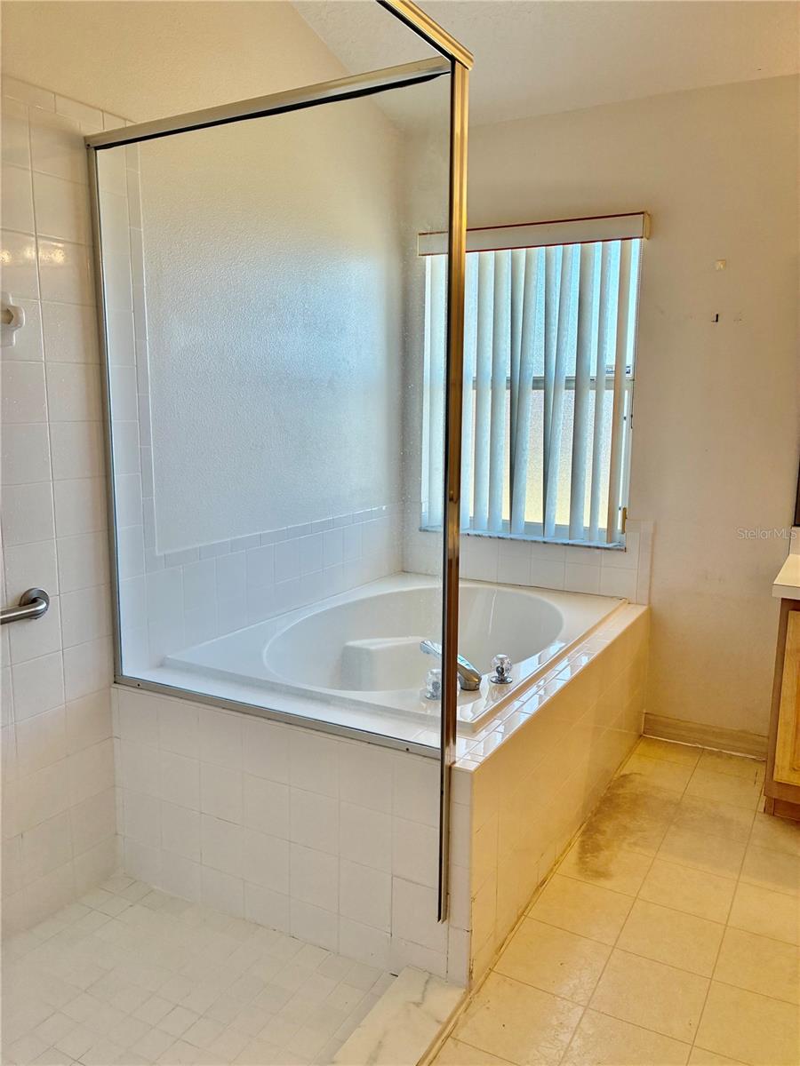 Image 25 of 41 For 5647 Long Lake Hills Road N