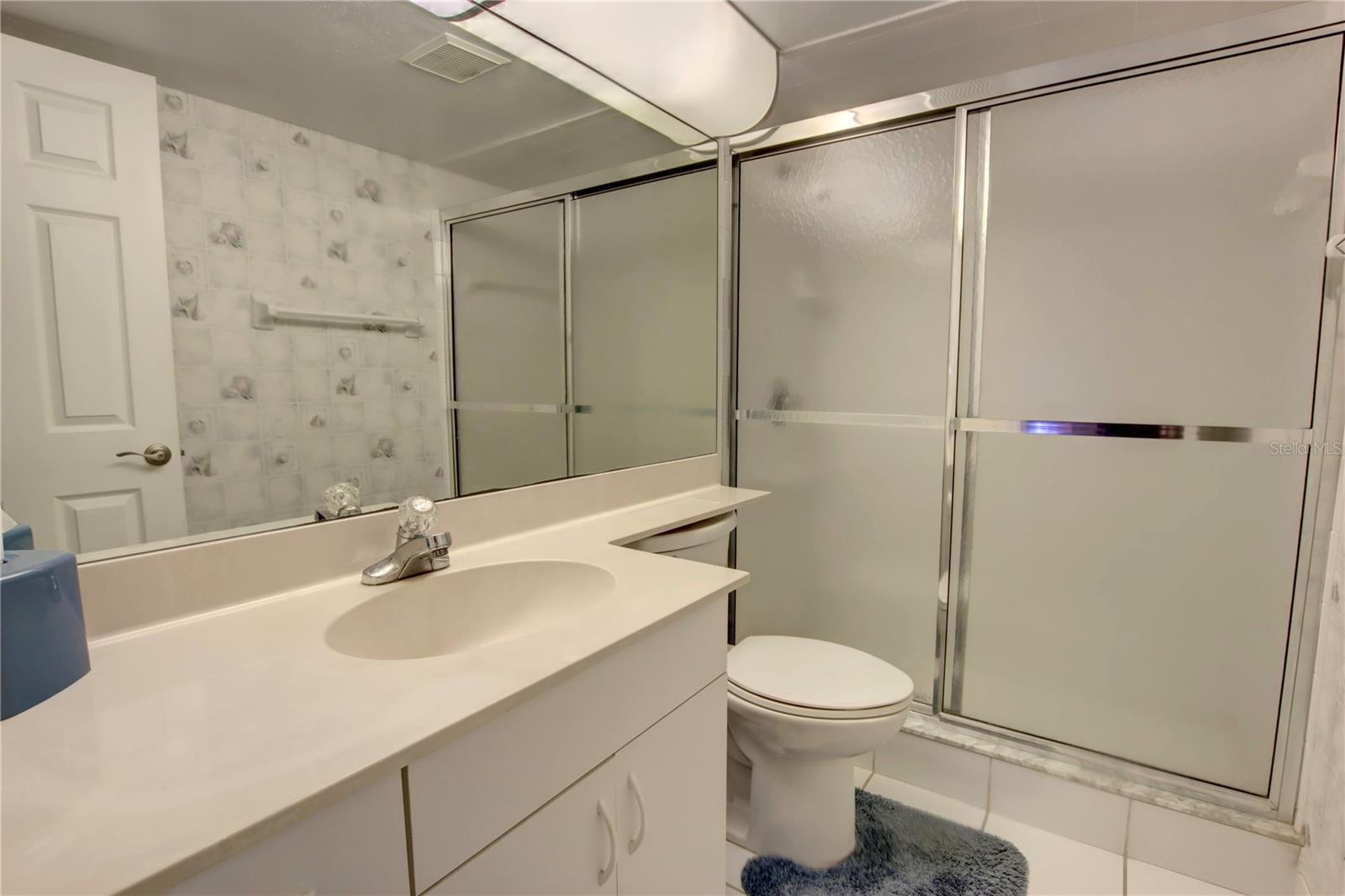 Image 23 of 33 For 5201 Atlantic Avenue 405a