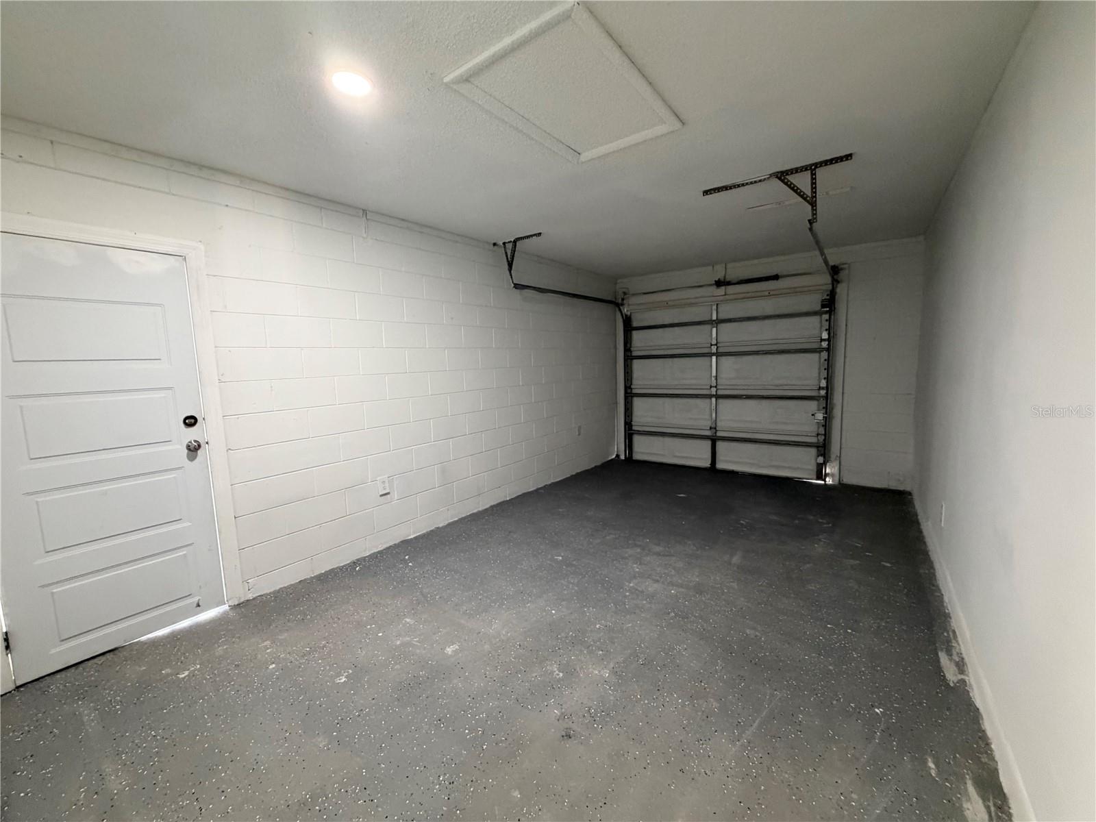 Image 18 of 21 For 3207 Chariot Place