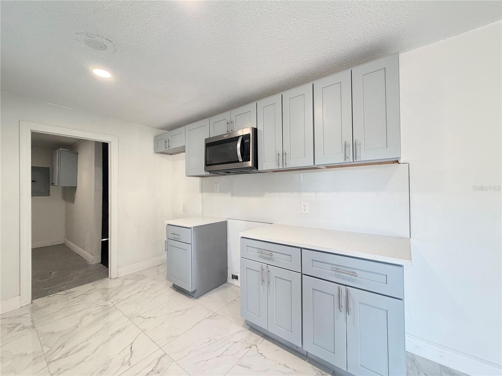 Image 8 of 21 For 3207 Chariot Place