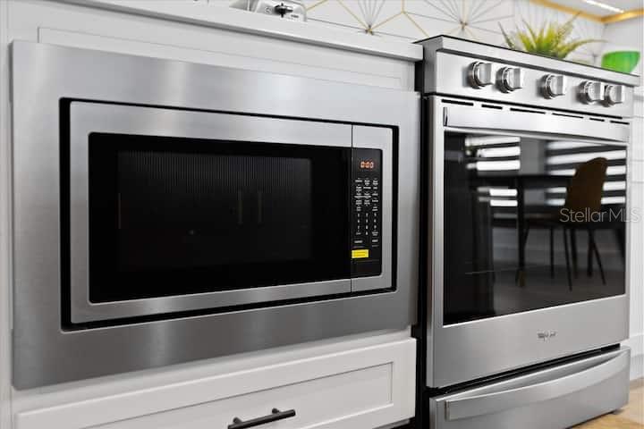 Image 5 of 47 For 860 Denning Drive