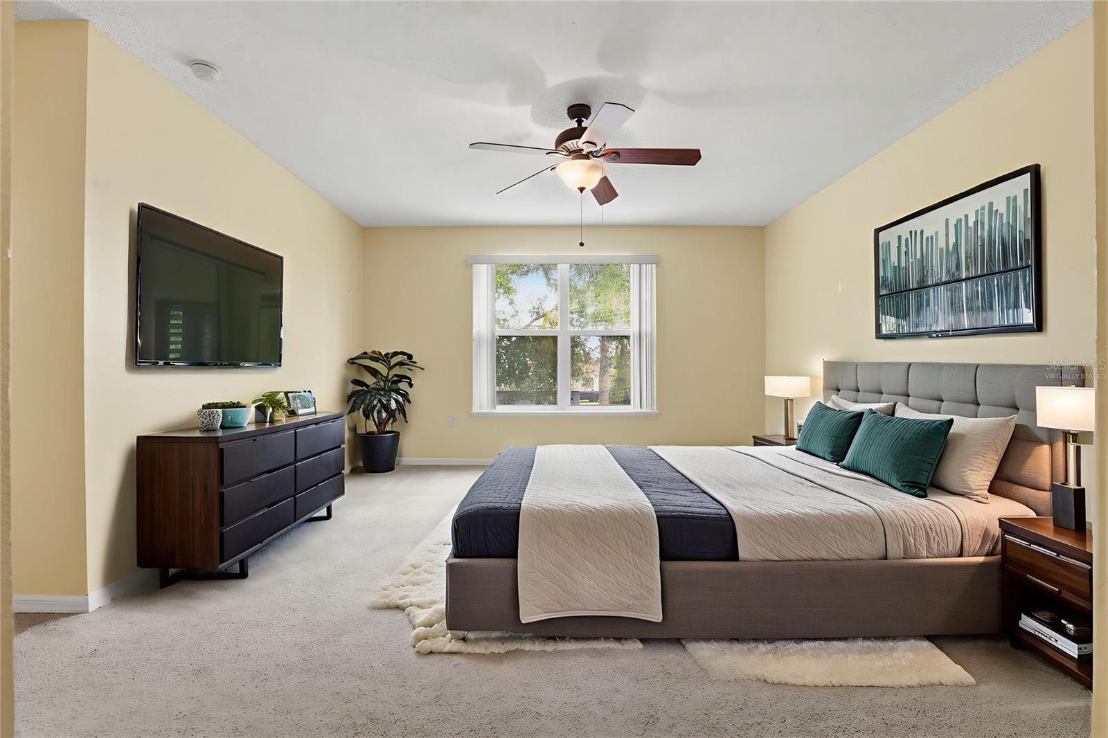 Image 25 of 56 For 310 Dagama Court