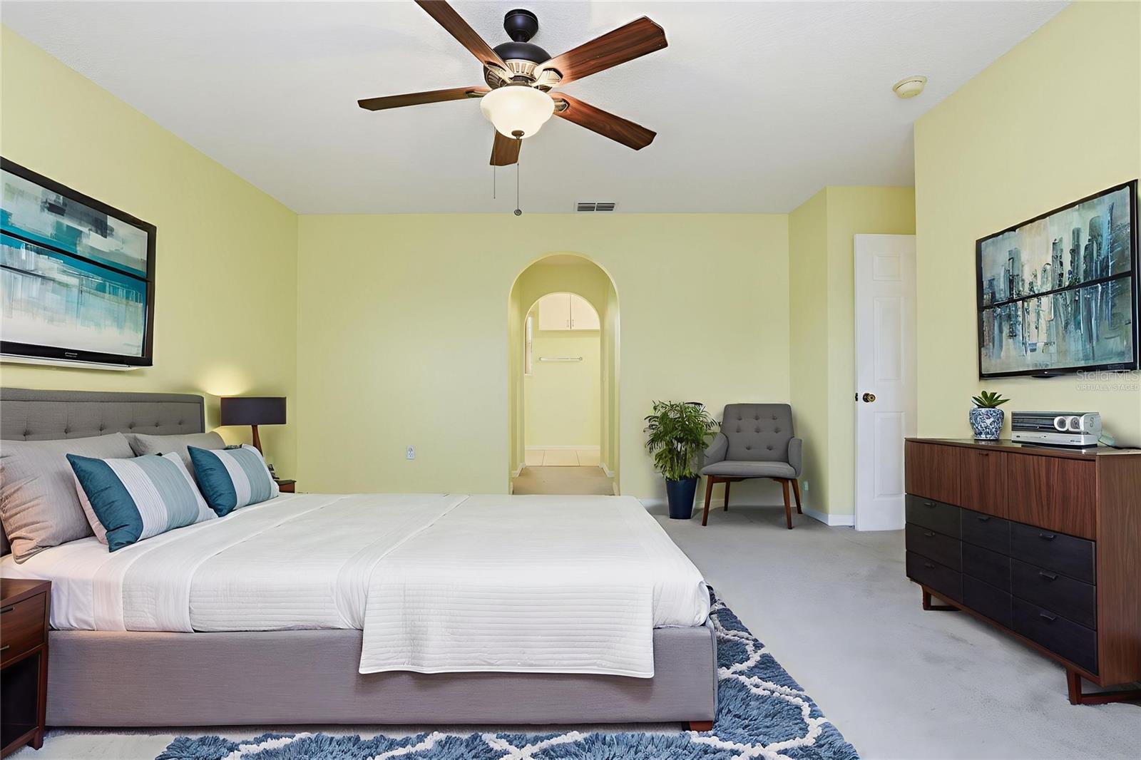 Image 31 of 56 For 310 Dagama Court