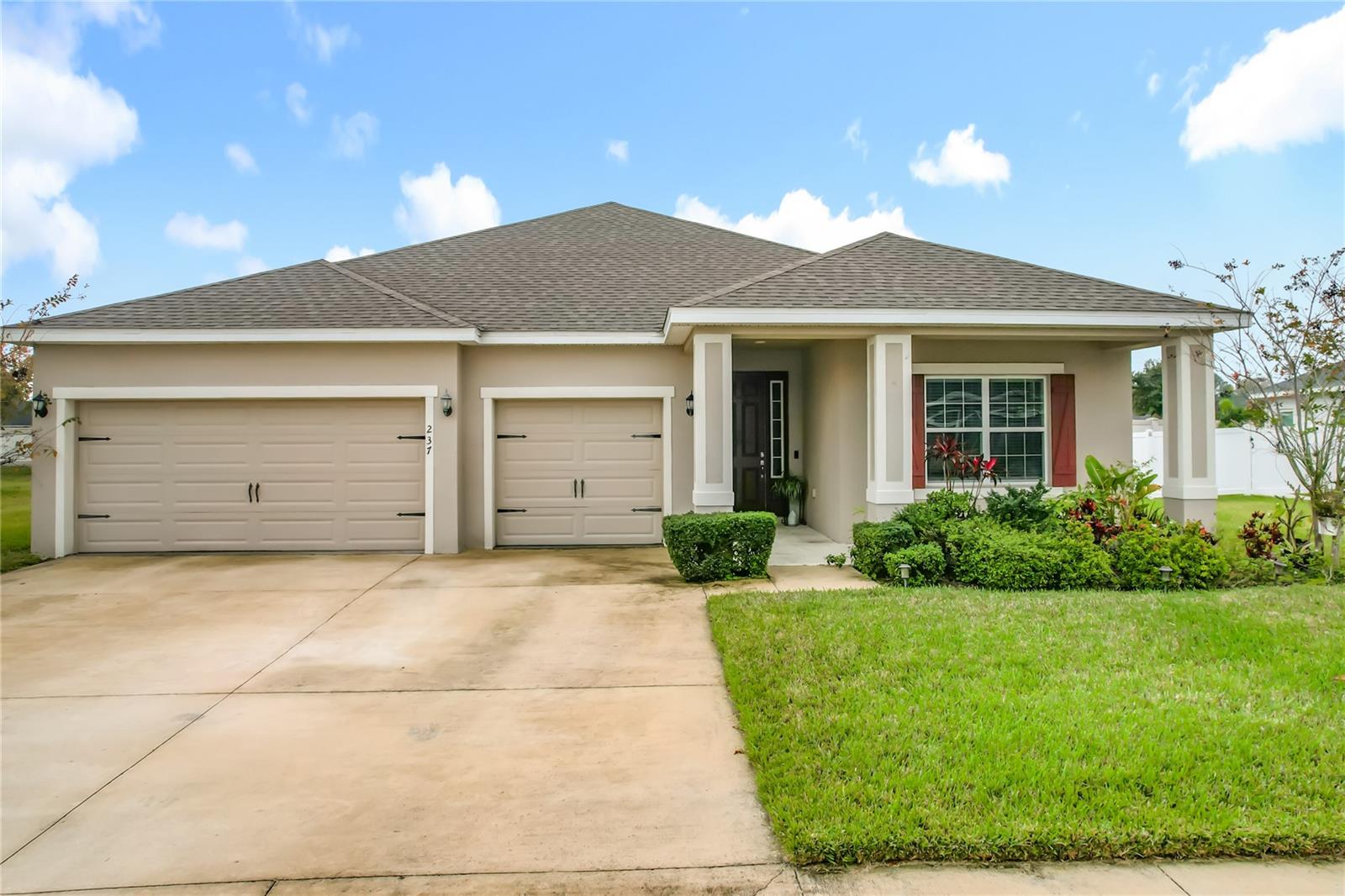 Details for 237 Walkers Point Drive, AUBURNDALE, FL 33823