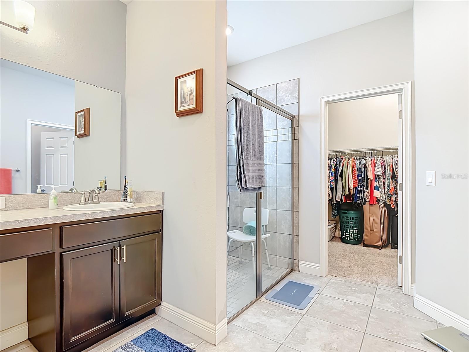 Image 15 of 33 For 237 Walkers Point Drive