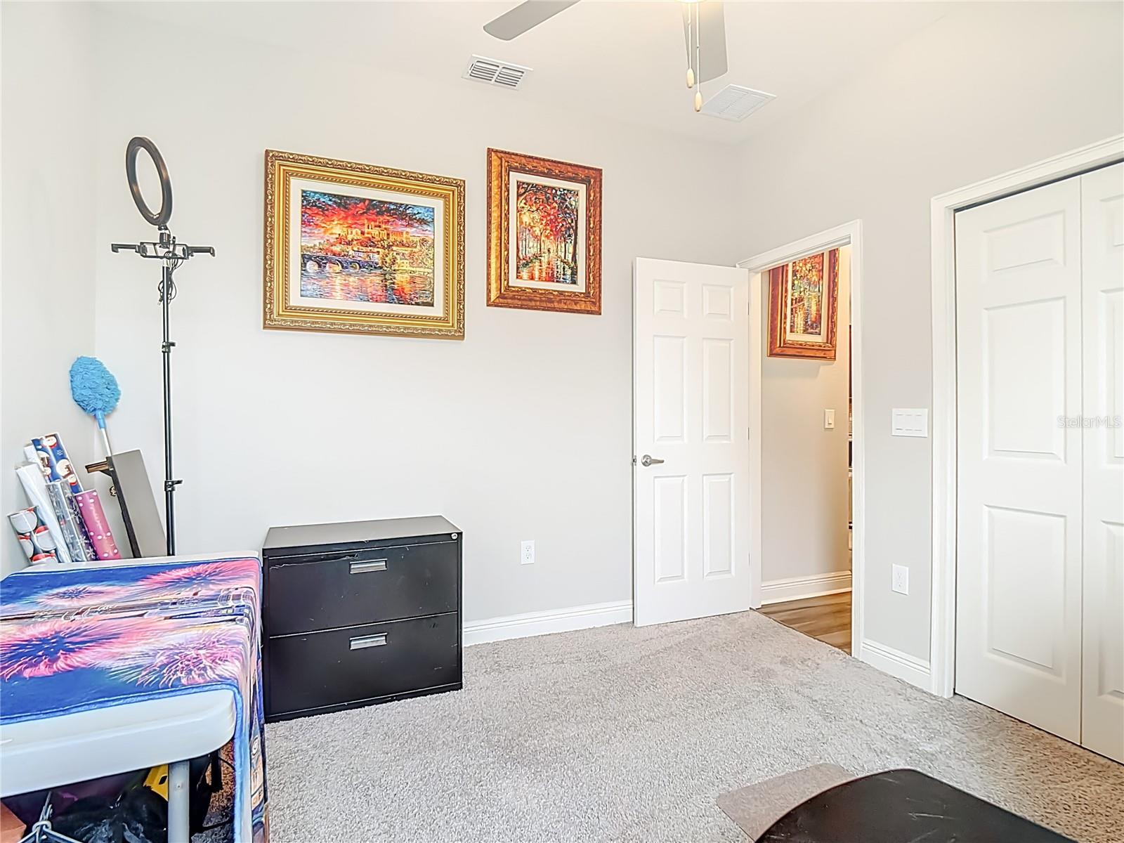 Image 18 of 33 For 237 Walkers Point Drive