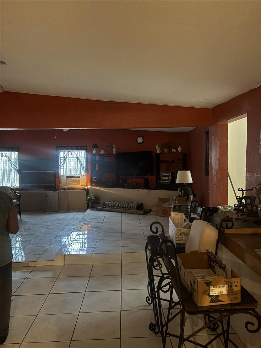 Image 15 of 45 For 514 Hood Street