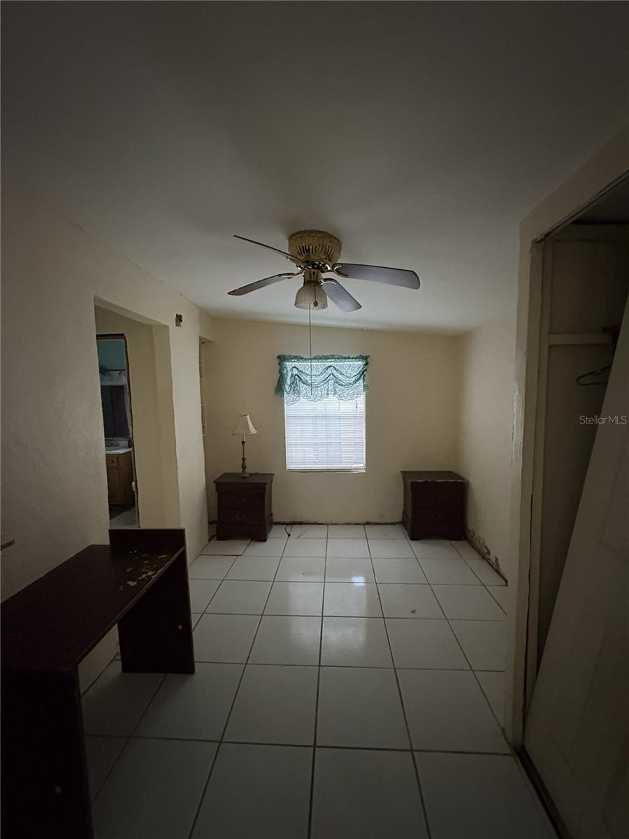 Image 20 of 45 For 514 Hood Street