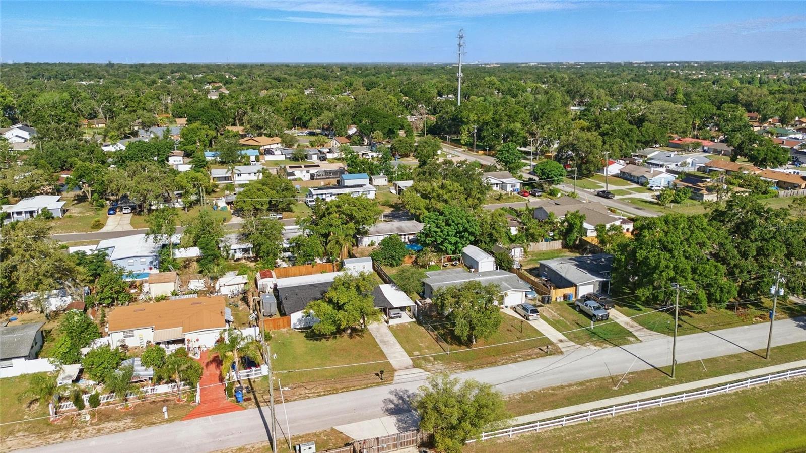 Image 6 of 31 For 7214 Oakwood Drive