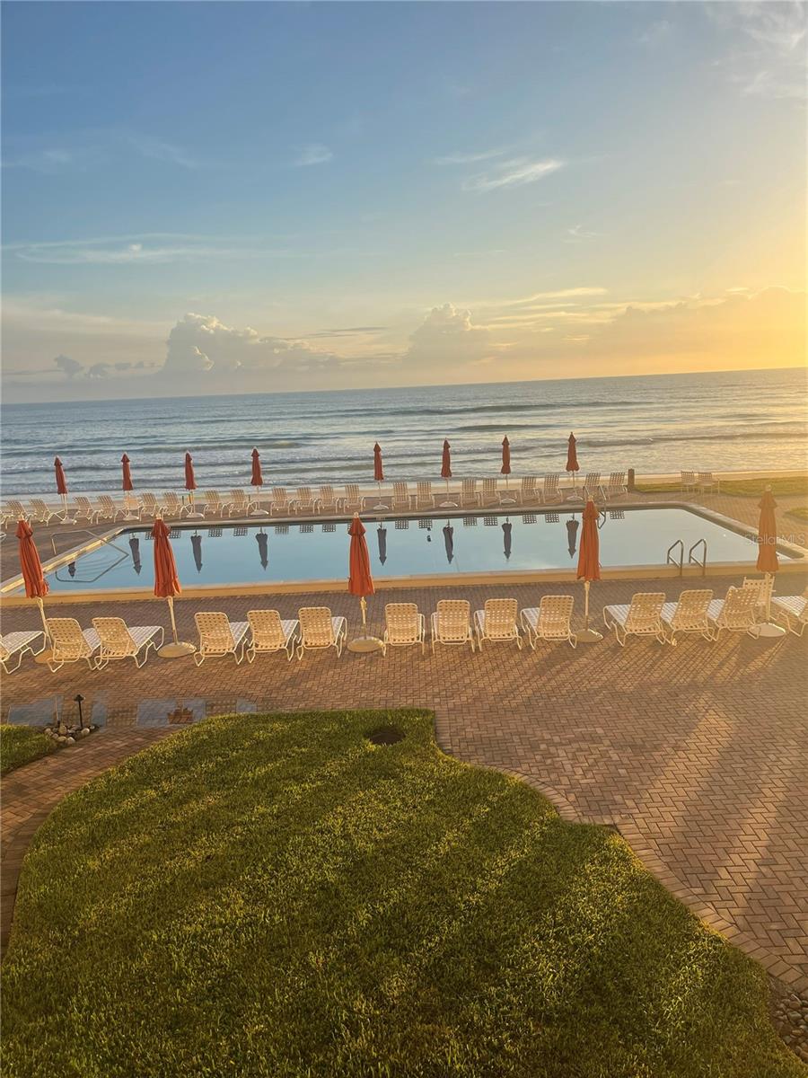 Image 23 of 29 For 5501 Atlantic Avenue 2090