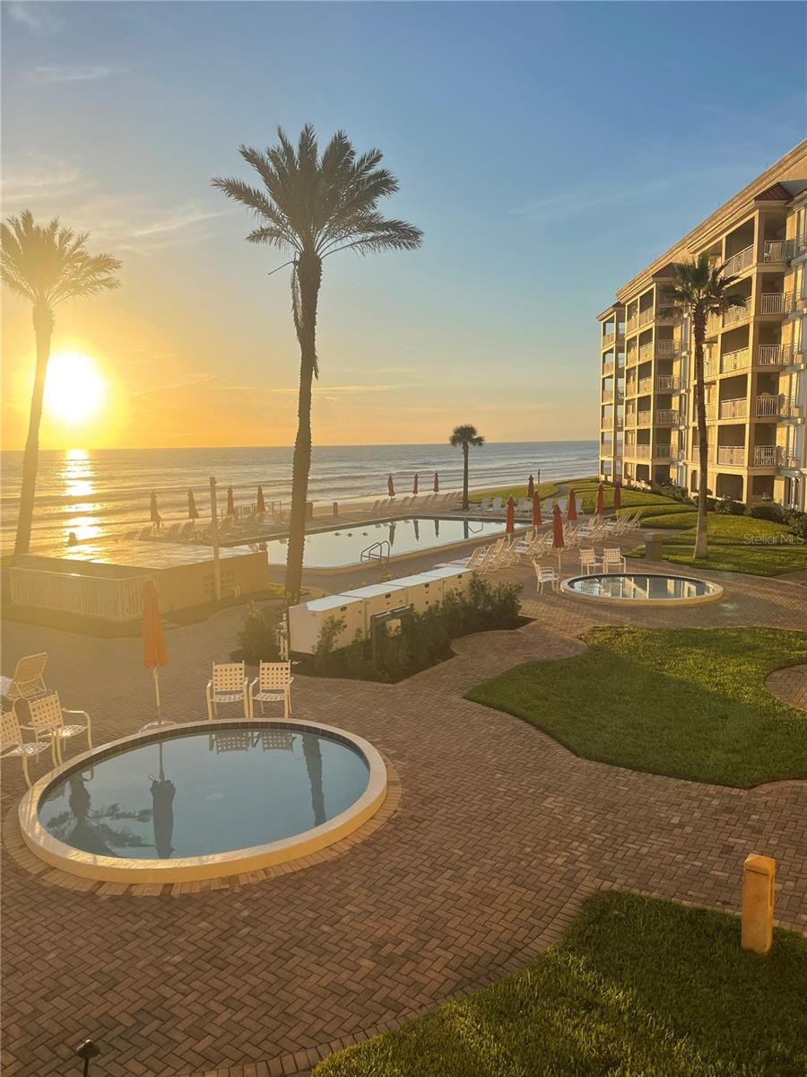 Image 24 of 29 For 5501 Atlantic Avenue 2090