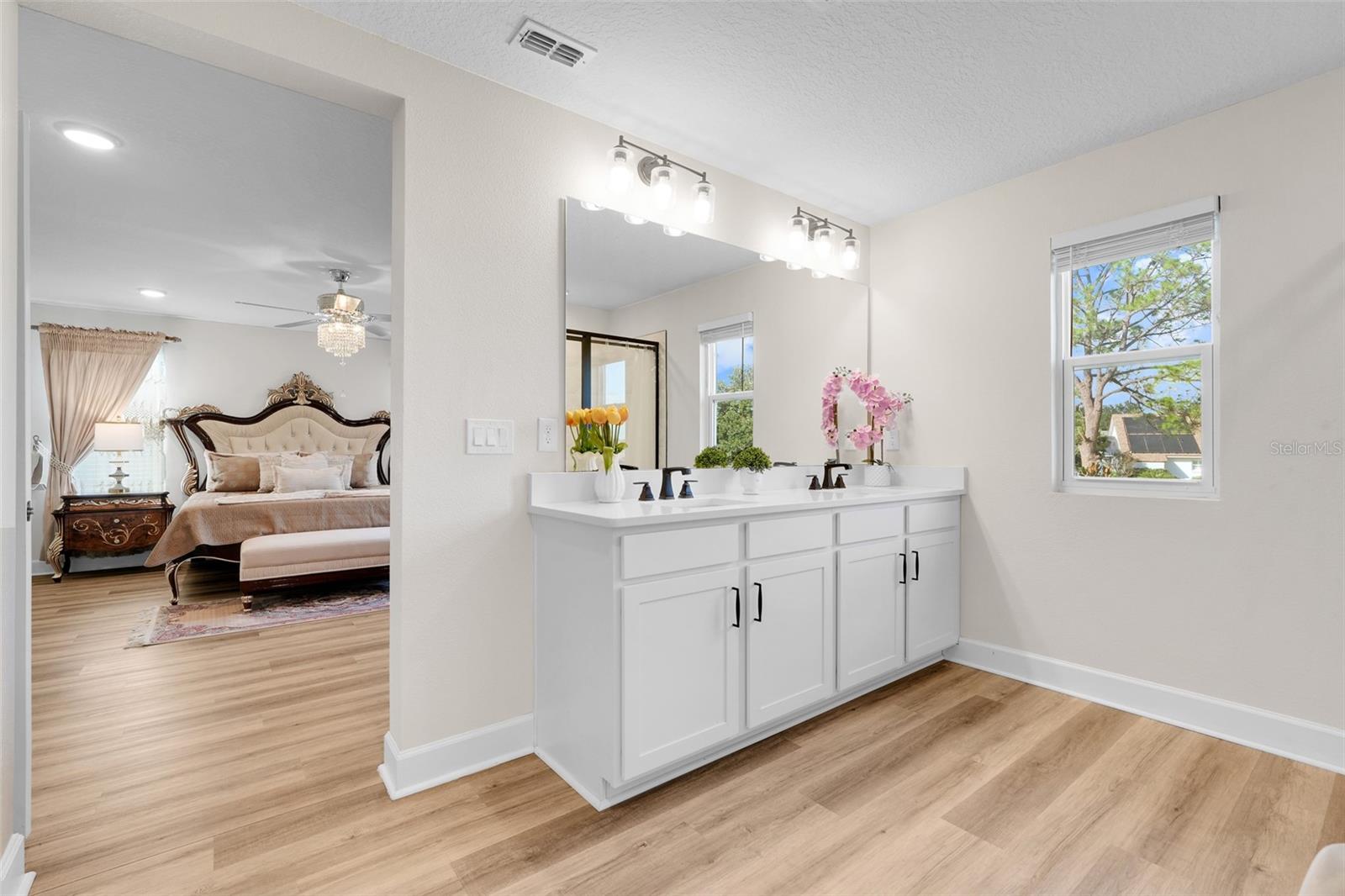 Image 25 of 54 For 10169 Spring Lake Drive