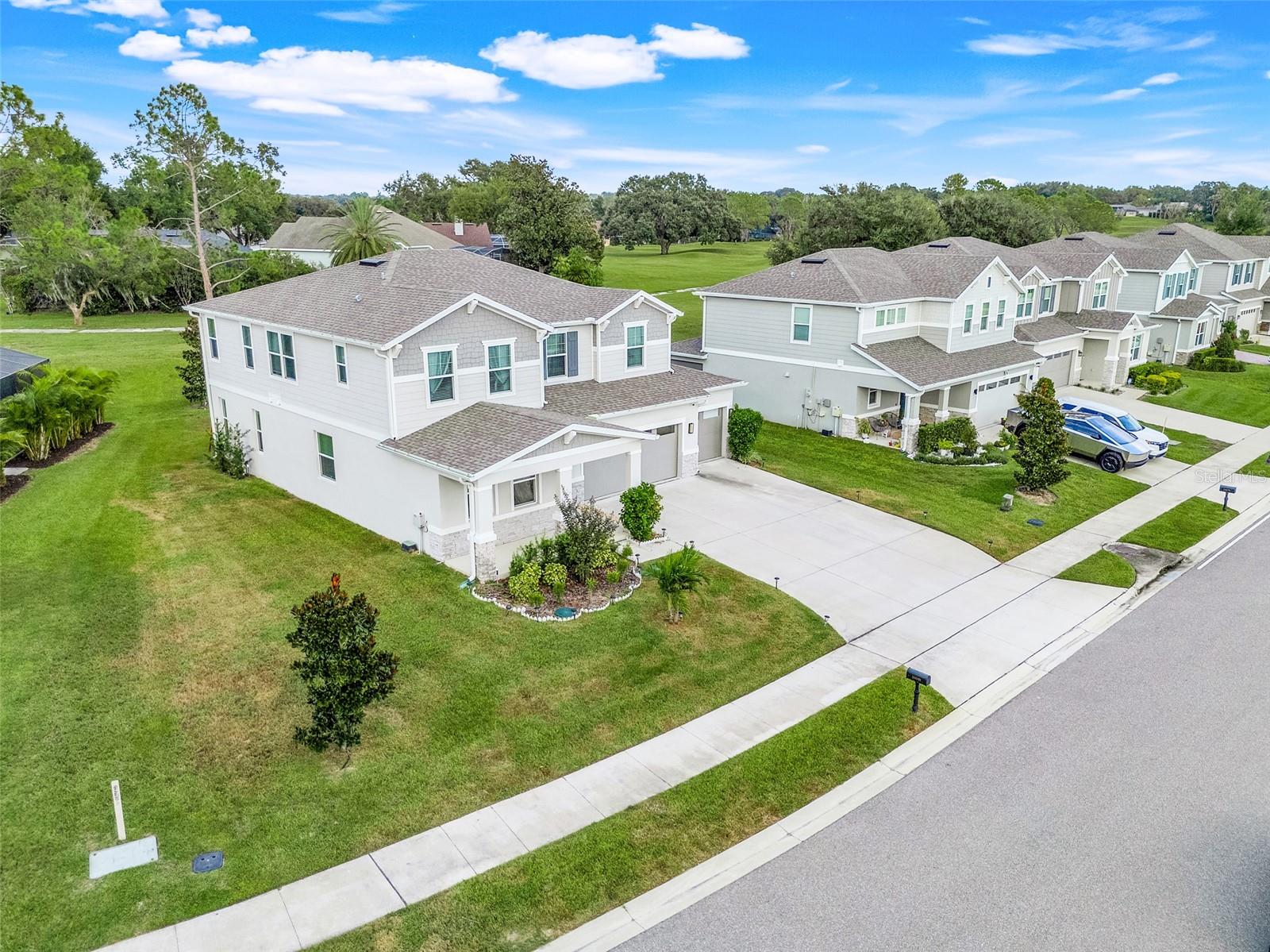 Image 4 of 54 For 10169 Spring Lake Drive