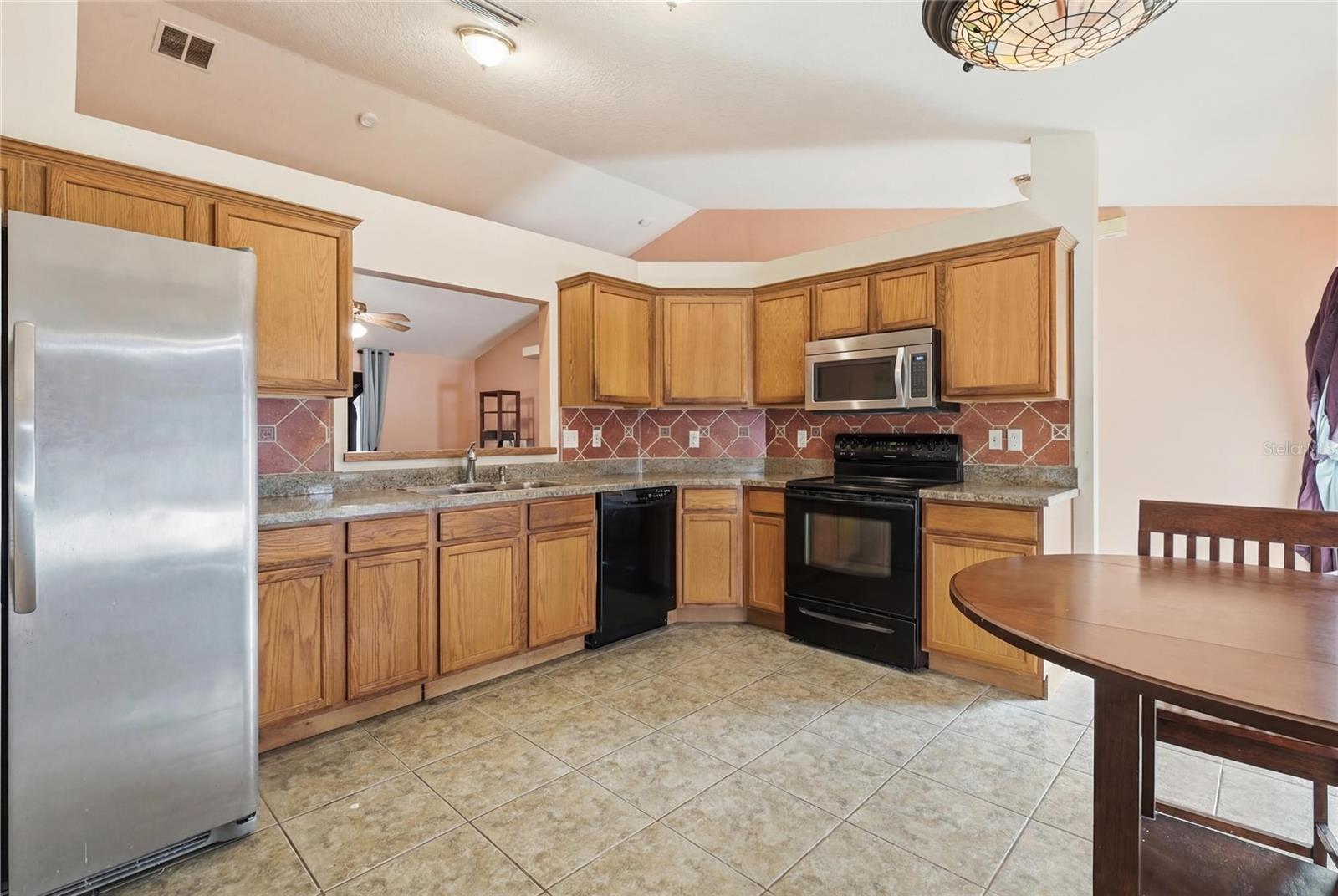 Image 3 of 36 For 502 Dixie Drive