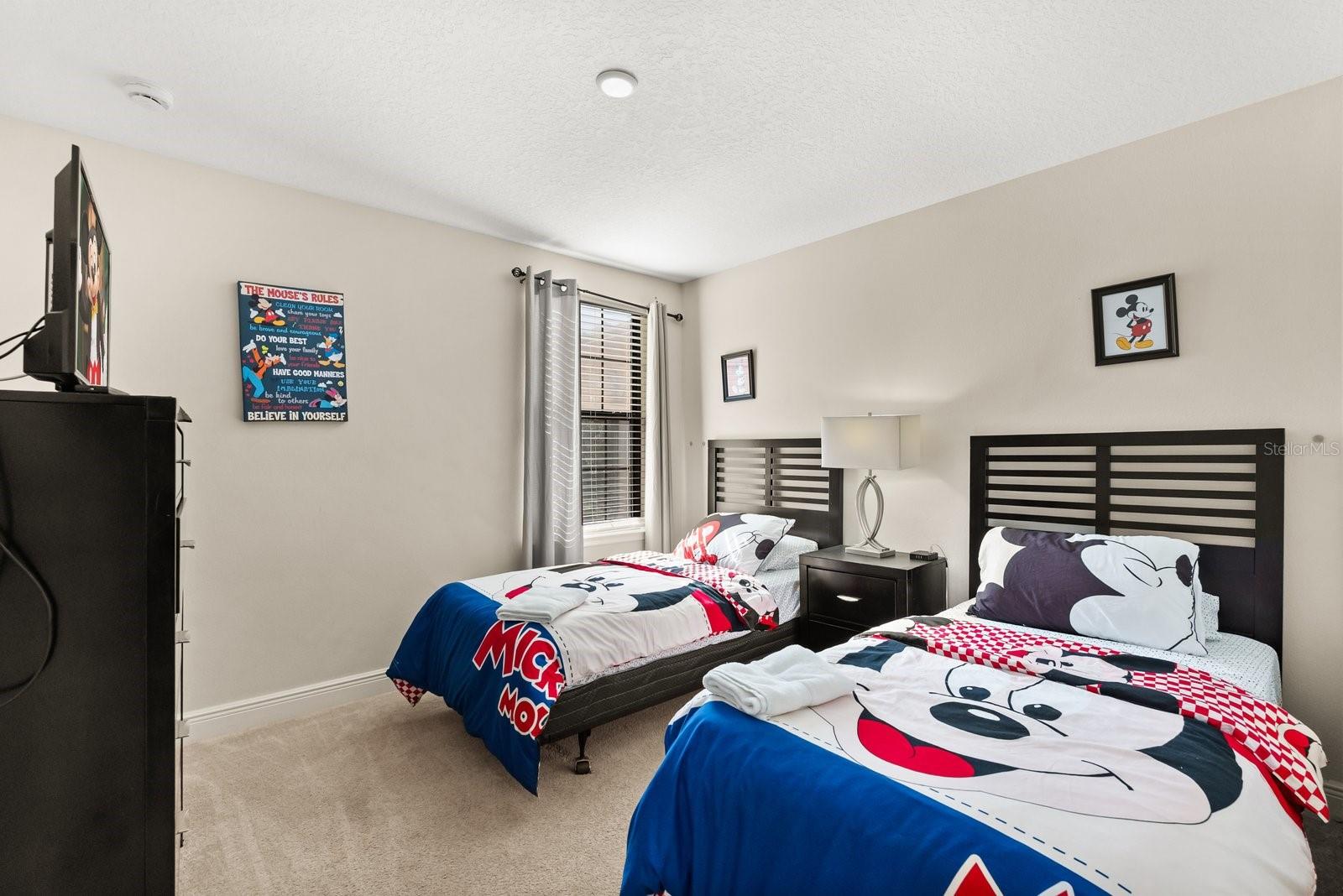 Image 19 of 30 For 8203 Roseville Boulevard