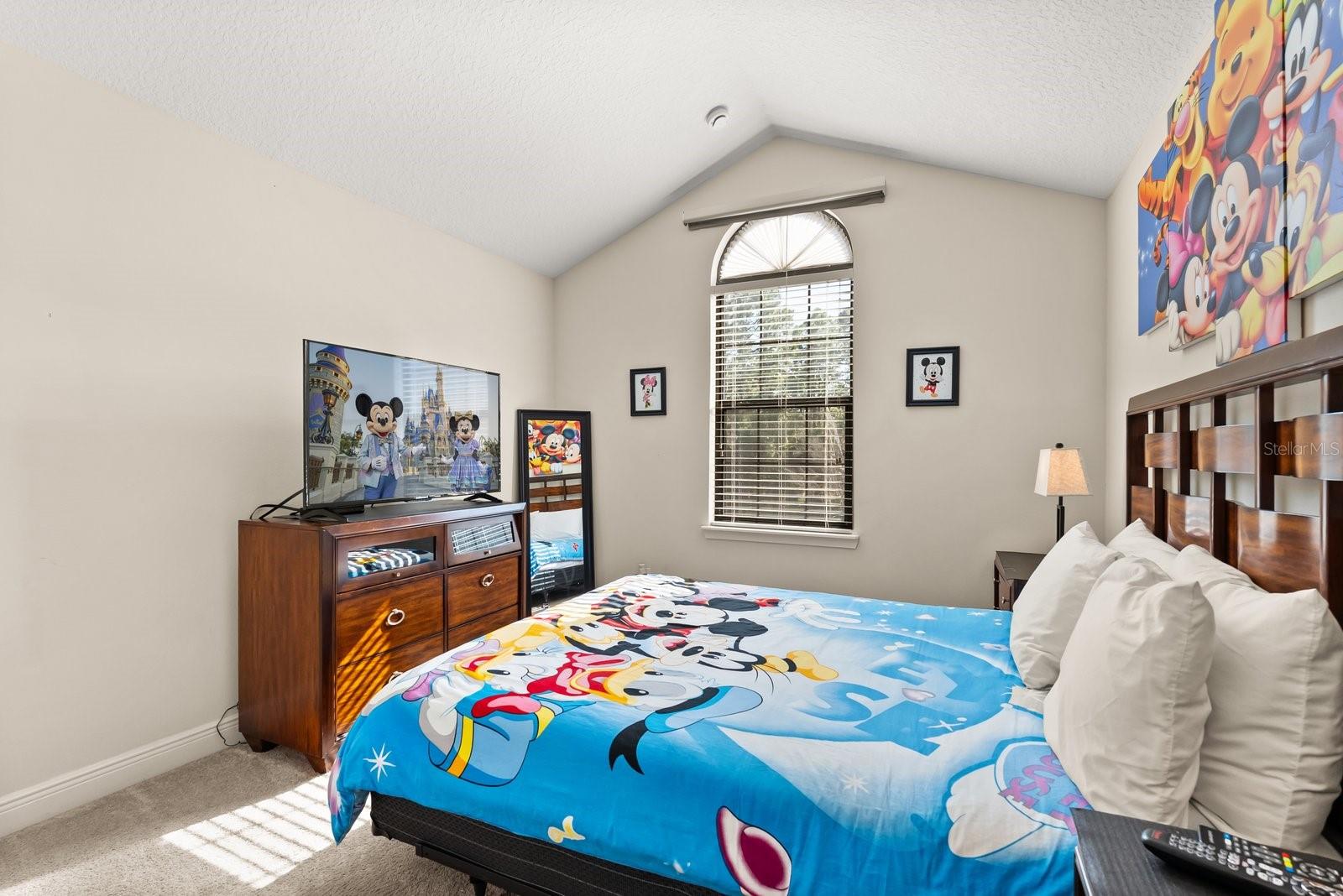 Image 18 of 29 For 8193 Roseville Boulevard