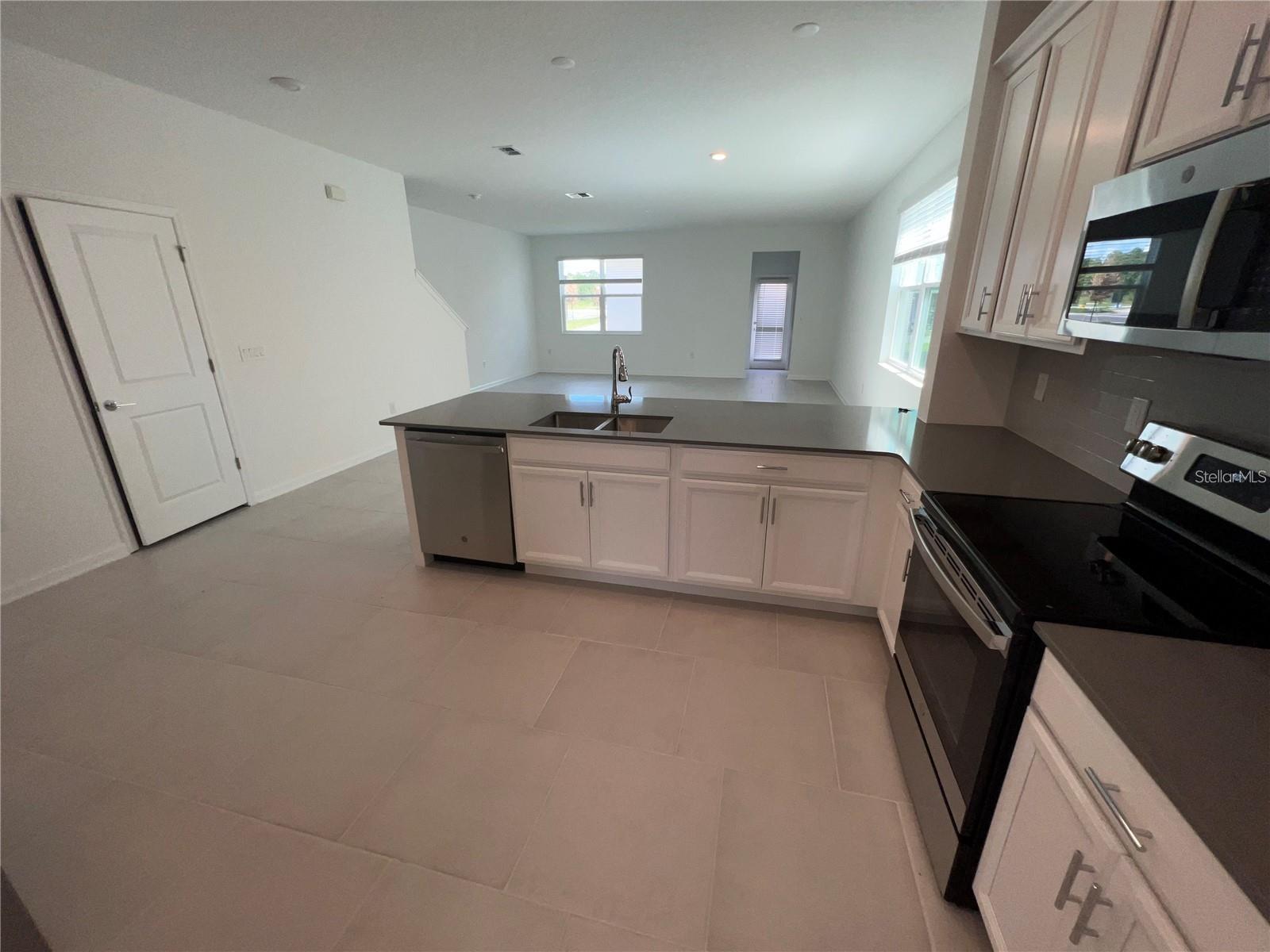 Image 10 of 28 For 6348 Sprucepine Lane