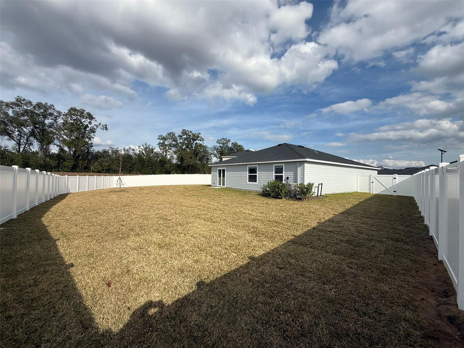 Image 21 of 22 For 8341 42nd Cir