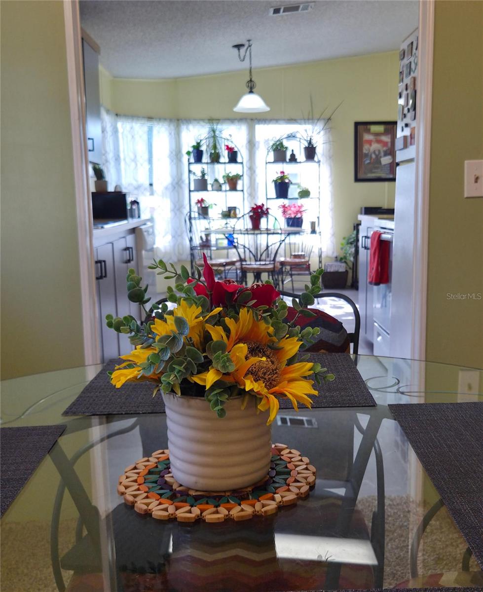 Image 8 of 35 For 25040 Betton Hill