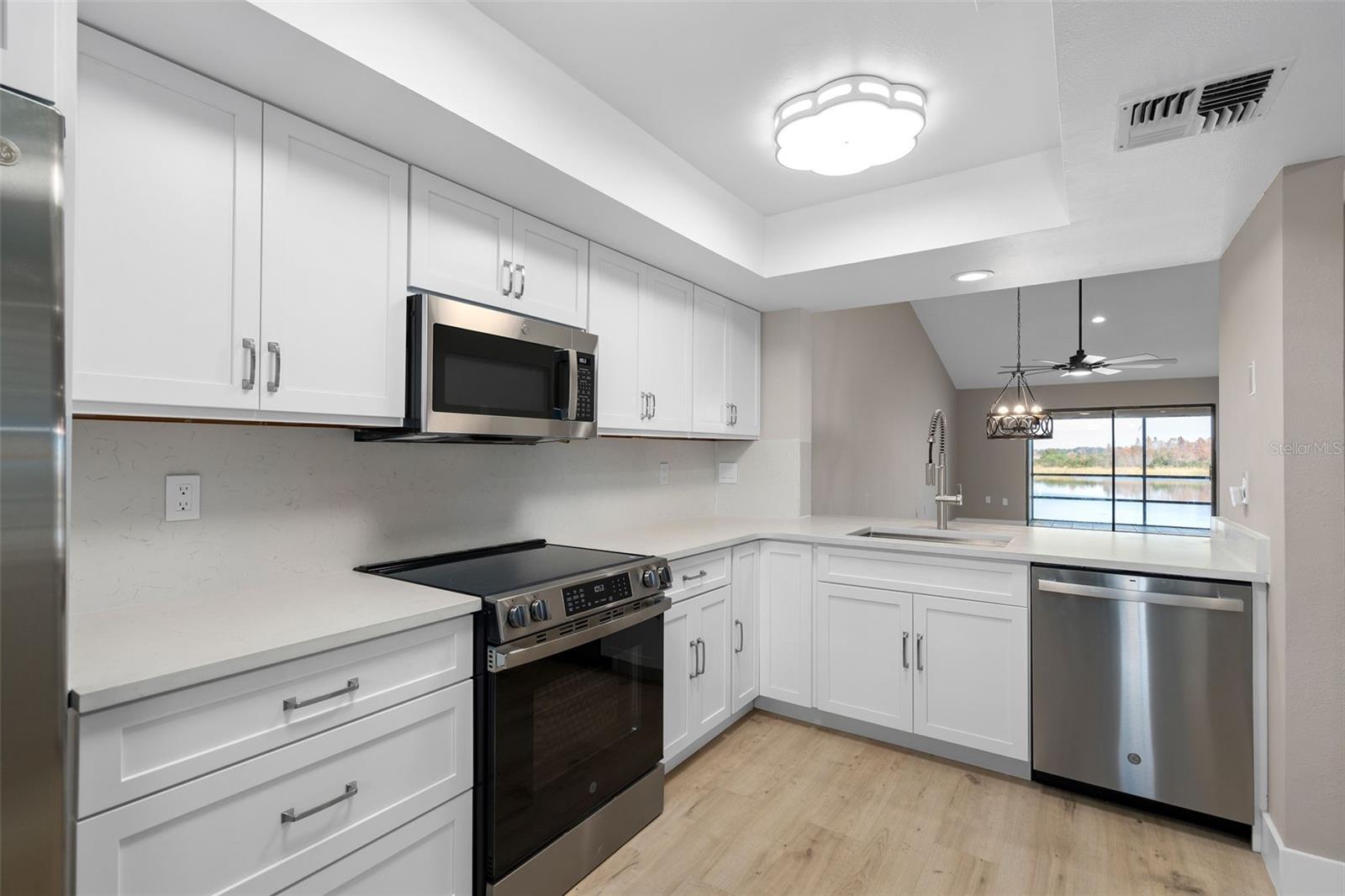 Image 10 of 39 For 4113 Fairview Vista Point #309