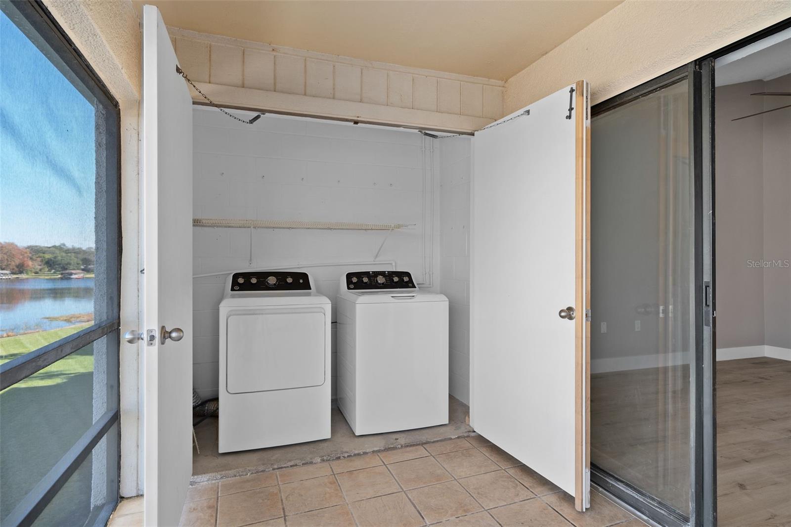 Image 25 of 39 For 4113 Fairview Vista Point #309