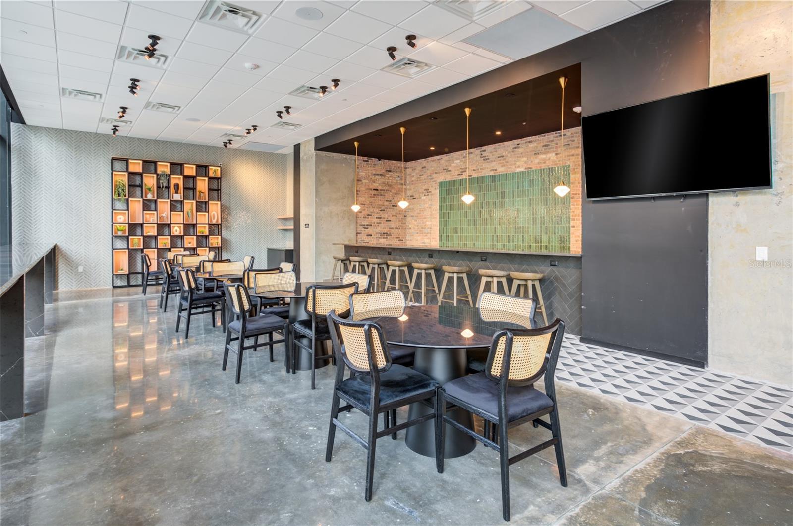 Image 25 of 45 For 434 Orange Avenue