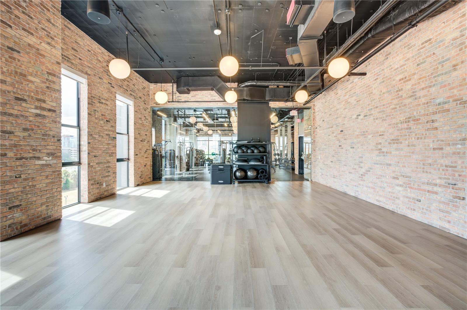 Image 34 of 45 For 434 Orange Avenue